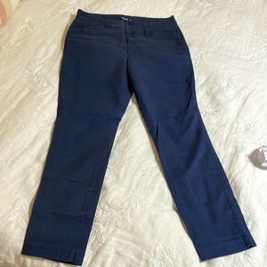 Old navy pixie pants size 6
